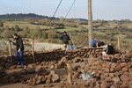 Création du muret de pierres sèches au belvédère